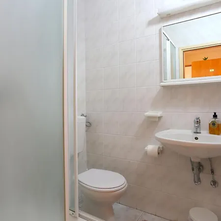 Guest house And With Parking Space Marina, Trogir - 5953